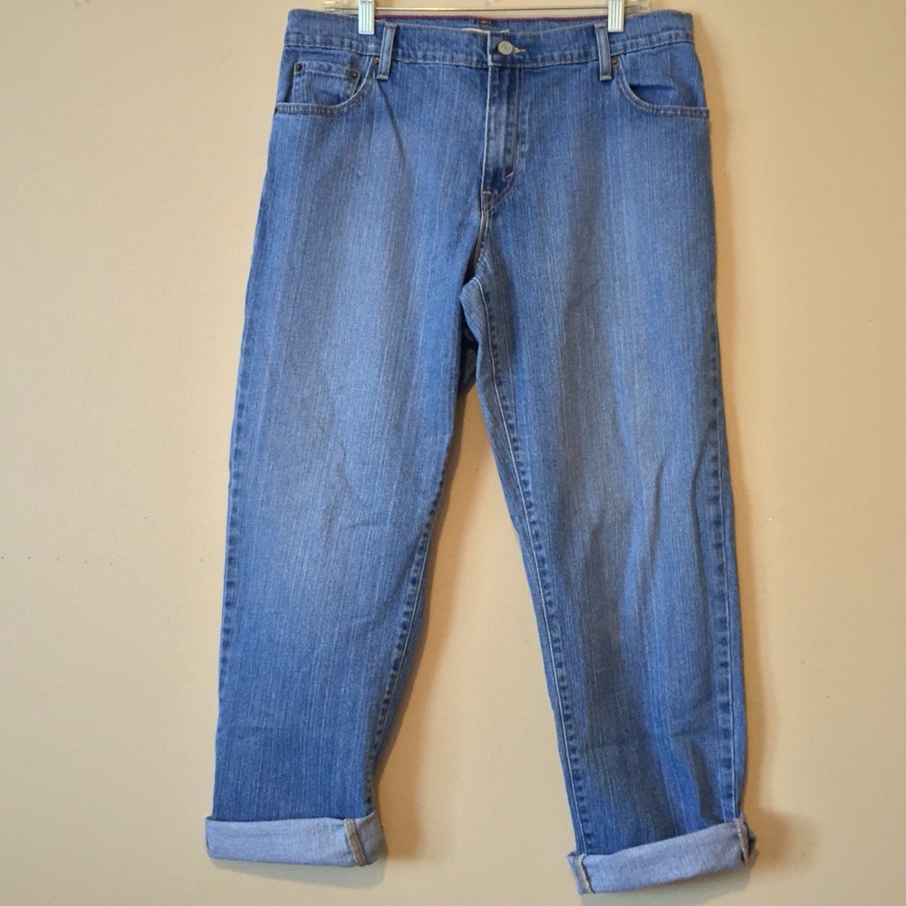 Vintage Levi’s 550 Relaxed Tapered Jeans - Picture 3 of 5